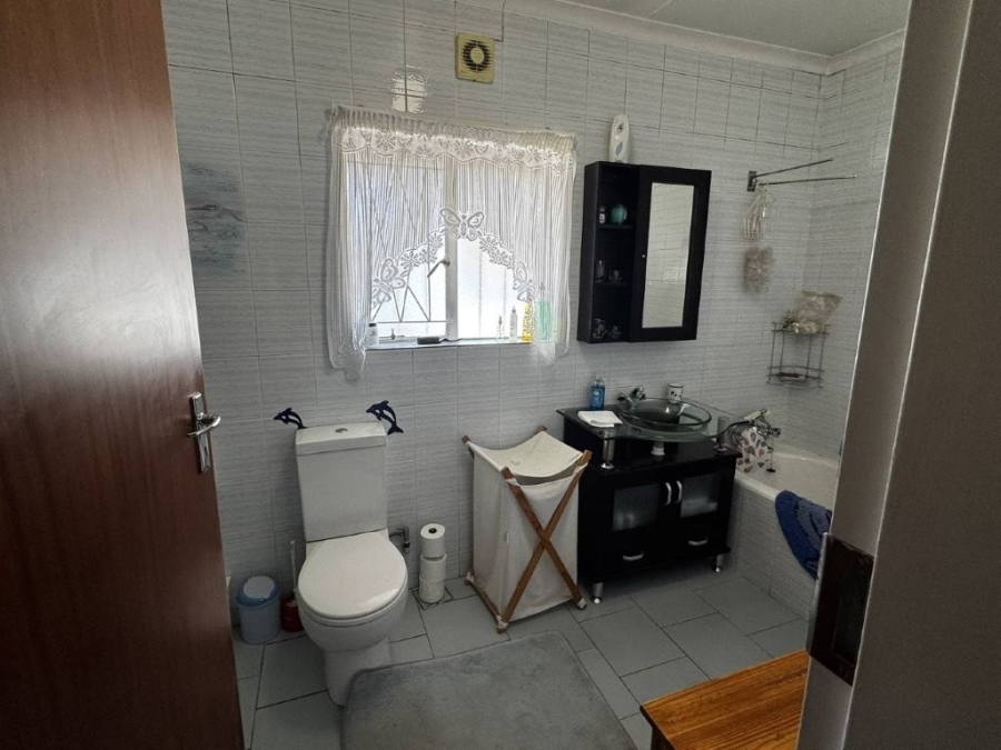 4 Bedroom Property for Sale in Edleen Gauteng
