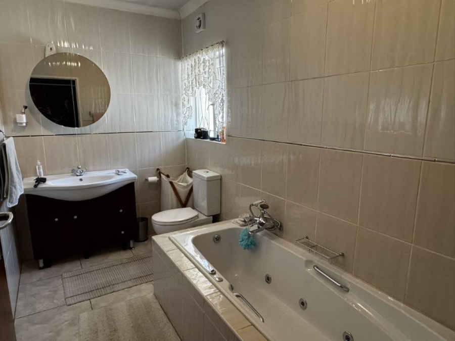 4 Bedroom Property for Sale in Edleen Gauteng