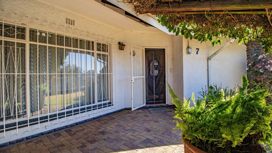4 Bedroom Property for Sale in Edleen Gauteng