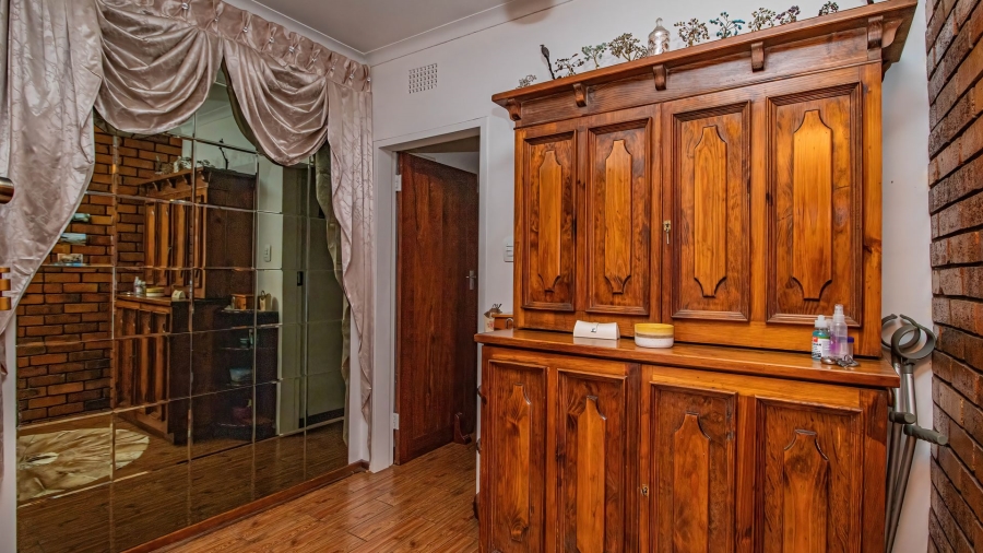 4 Bedroom Property for Sale in Edleen Gauteng