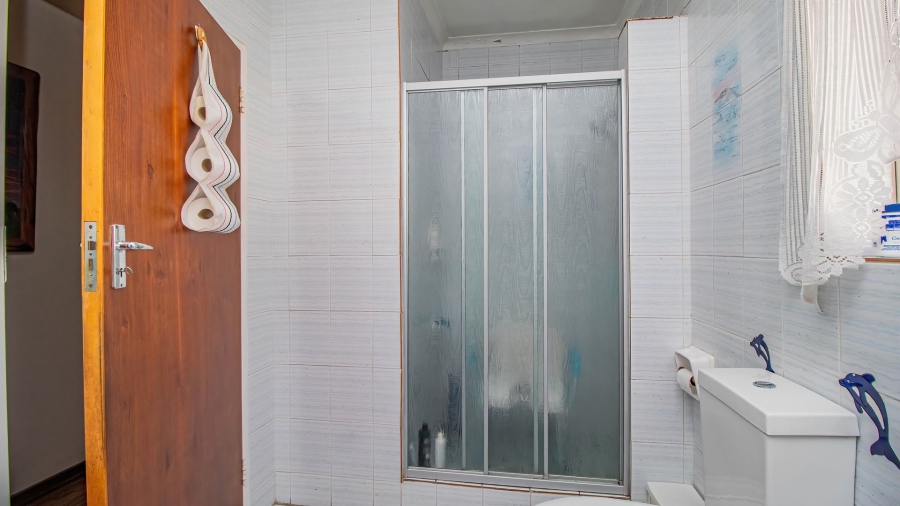 4 Bedroom Property for Sale in Edleen Gauteng
