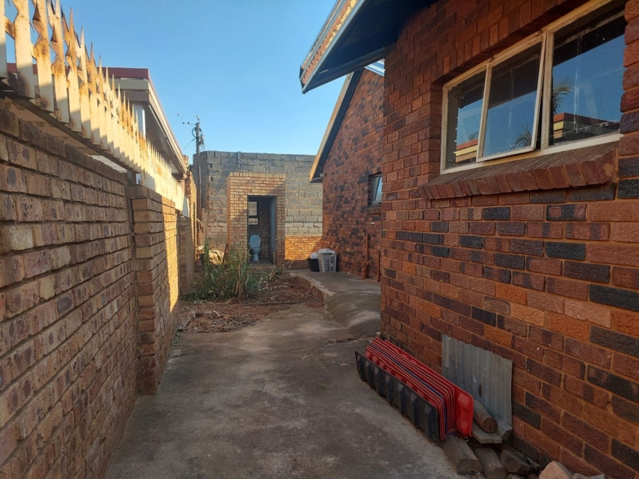 3 Bedroom Property for Sale in Spruit View Gauteng