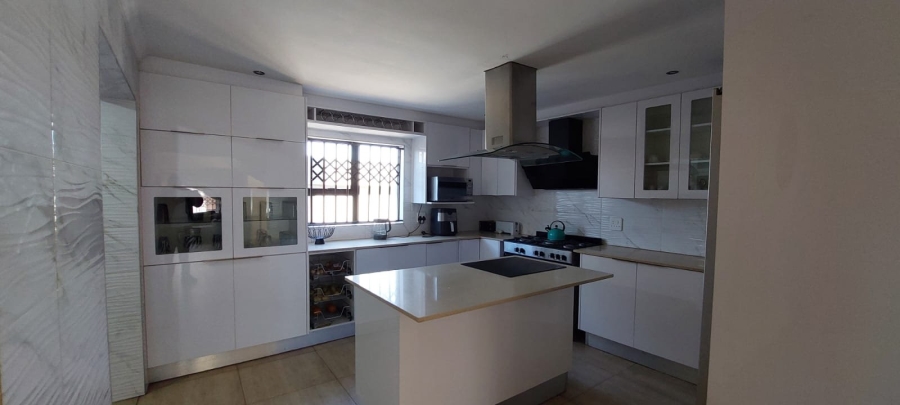  Bedroom Property for Sale in The Orchards Gauteng