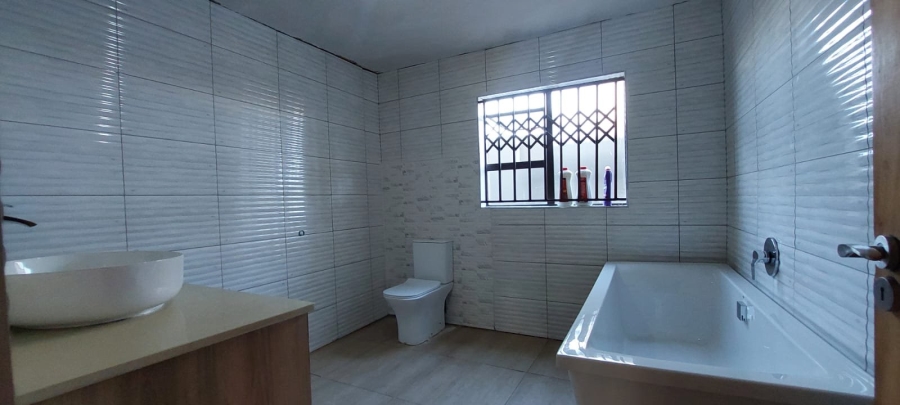  Bedroom Property for Sale in The Orchards Gauteng