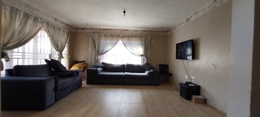  Bedroom Property for Sale in The Orchards Gauteng