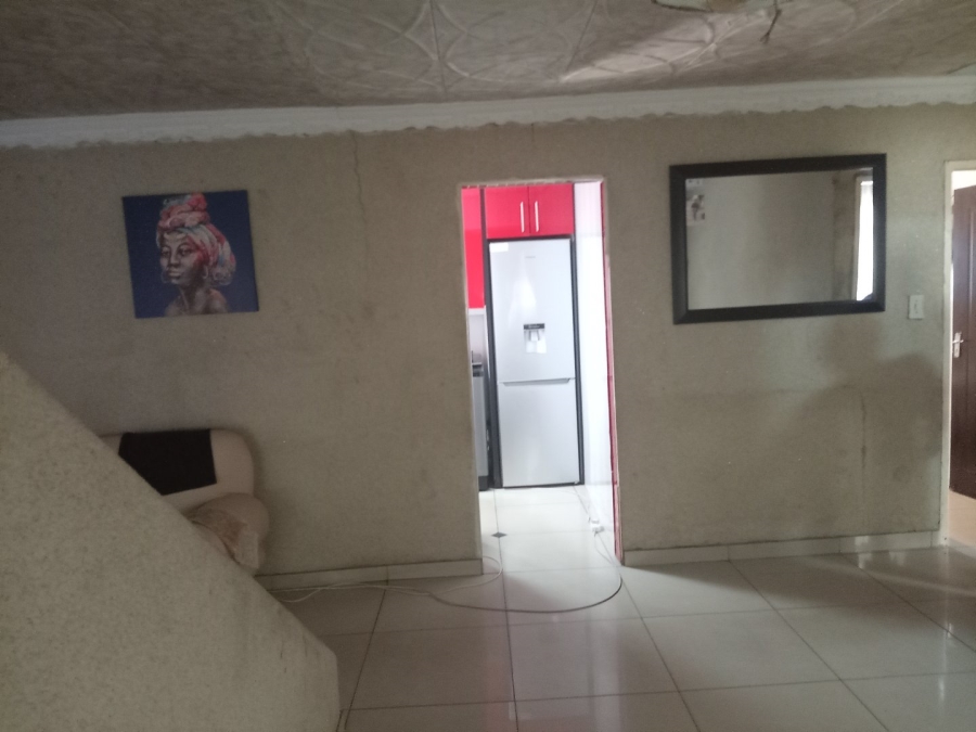 2 Bedroom Property for Sale in Protea City Gauteng