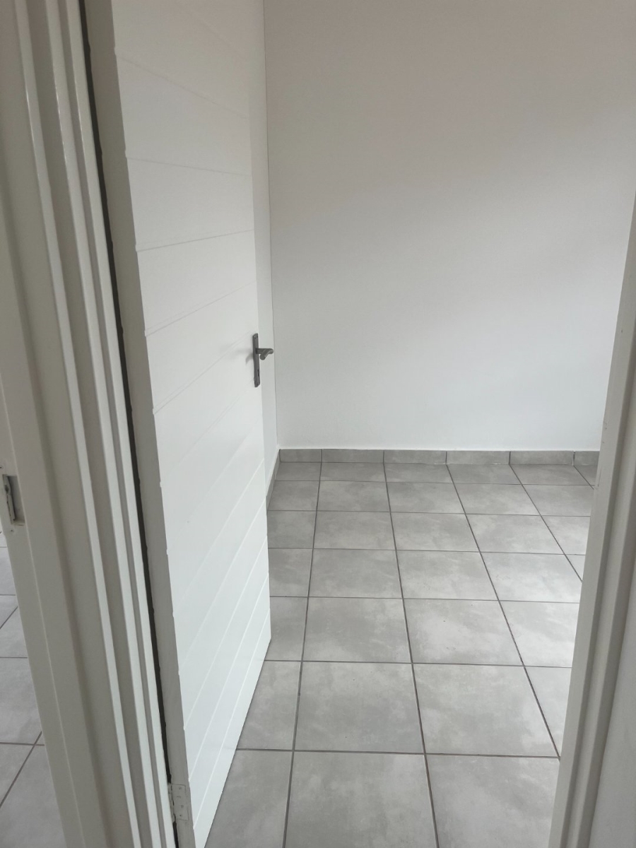 3 Bedroom Property for Sale in Windmill Park Gauteng