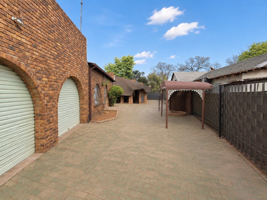 5 Bedroom Property for Sale in Witfield Gauteng