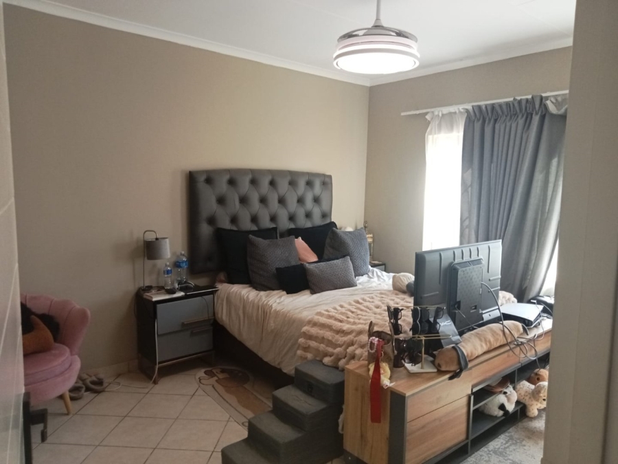 3 Bedroom Property for Sale in Sinoville Gauteng