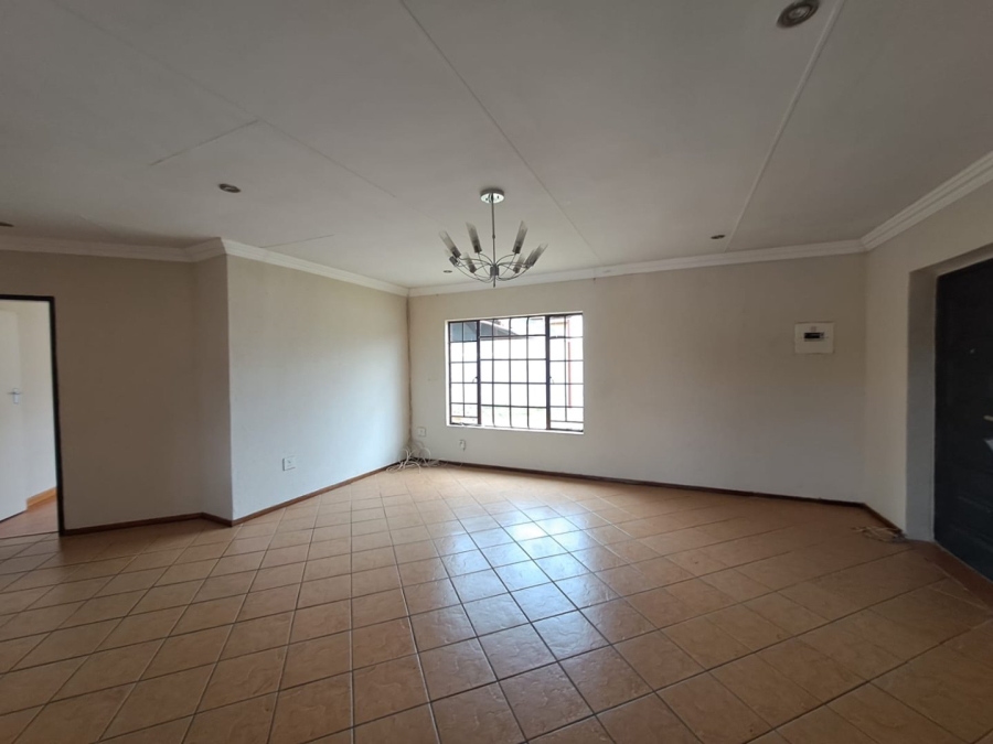 3 Bedroom Property for Sale in Chantelle Gauteng