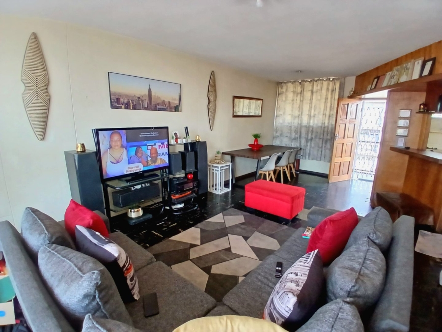1 Bedroom Property for Sale in Pretoria Gauteng