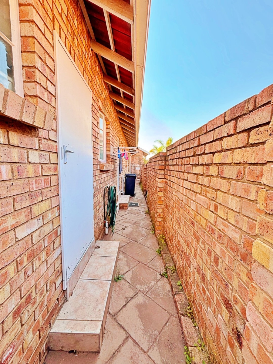 3 Bedroom Property for Sale in Amberfield Gauteng