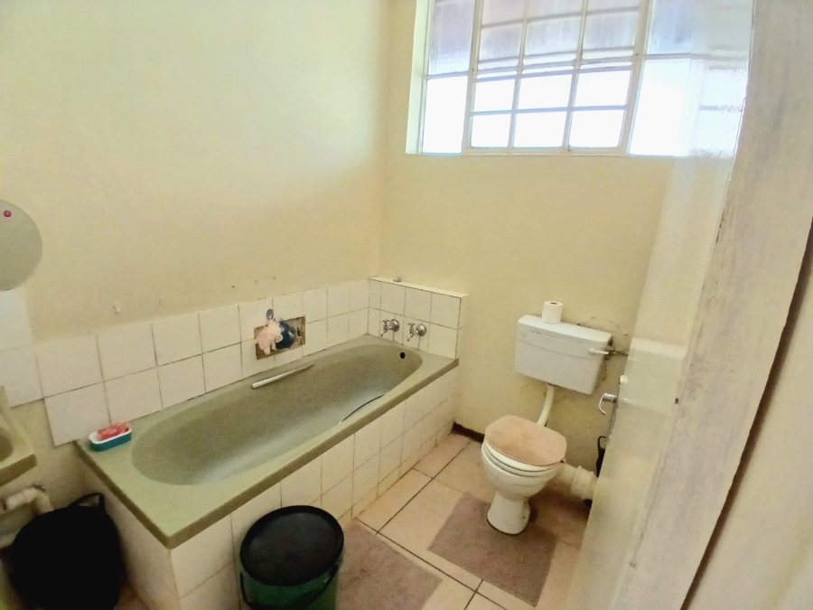1 Bedroom Property for Sale in Muckleneuk Gauteng