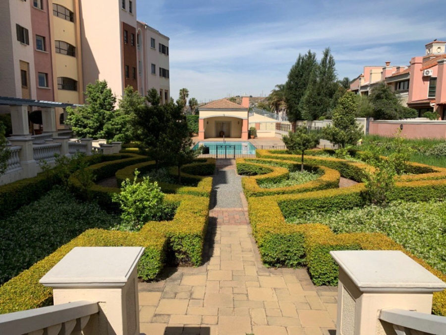 To Let 2 Bedroom Property for Rent in Bedford Gardens Gauteng