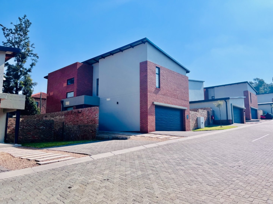 To Let 3 Bedroom Property for Rent in Carlswald Gauteng