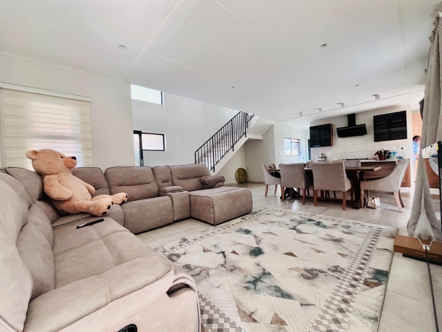 To Let 3 Bedroom Property for Rent in Carlswald Gauteng