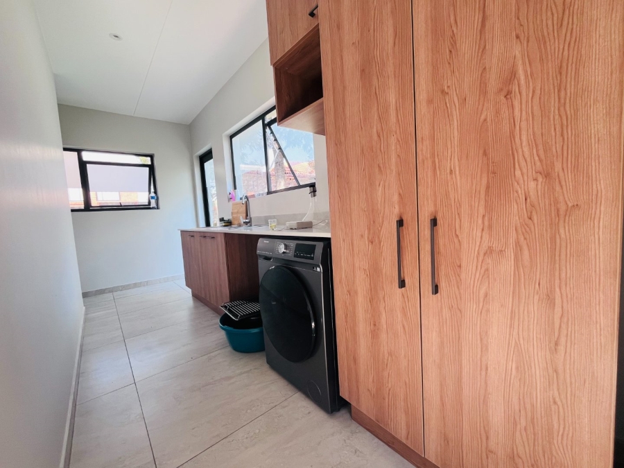To Let 3 Bedroom Property for Rent in Carlswald Gauteng