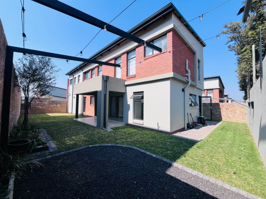 To Let 3 Bedroom Property for Rent in Carlswald Gauteng
