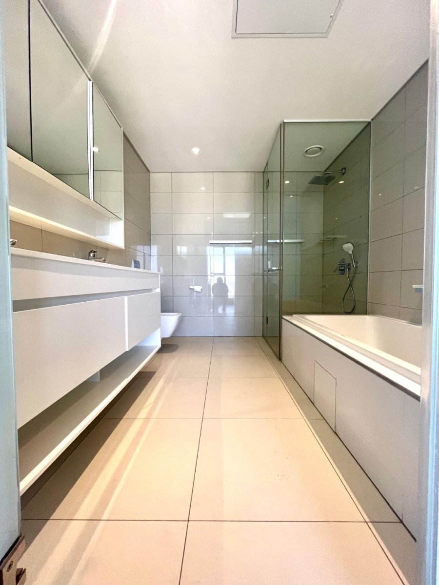 To Let 2 Bedroom Property for Rent in Rosebank Gauteng