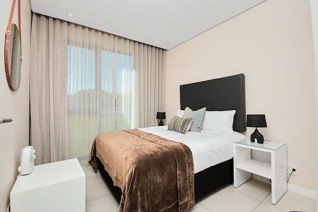 To Let 2 Bedroom Property for Rent in Glenadrienne East Gauteng