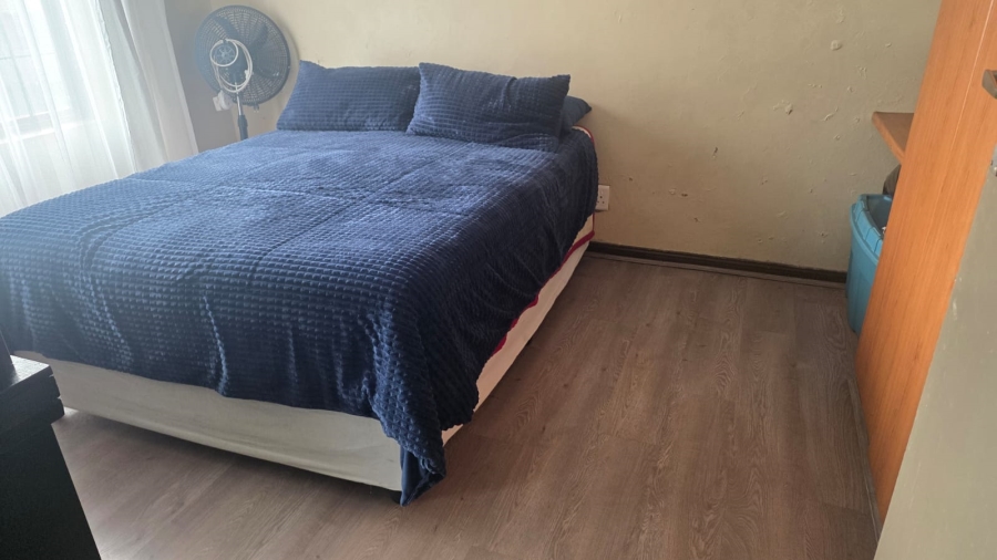 2 Bedroom Property for Sale in Erand Gardens Gauteng