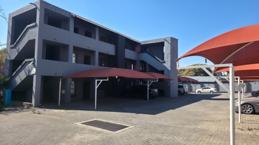 2 Bedroom Property for Sale in Erand Gardens Gauteng