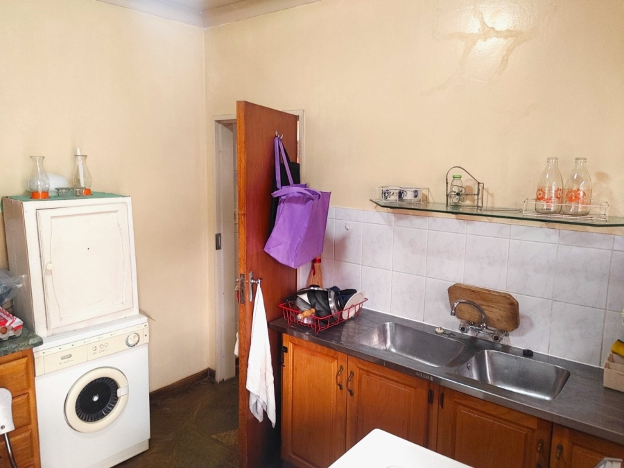 4 Bedroom Property for Sale in Annlin Gauteng