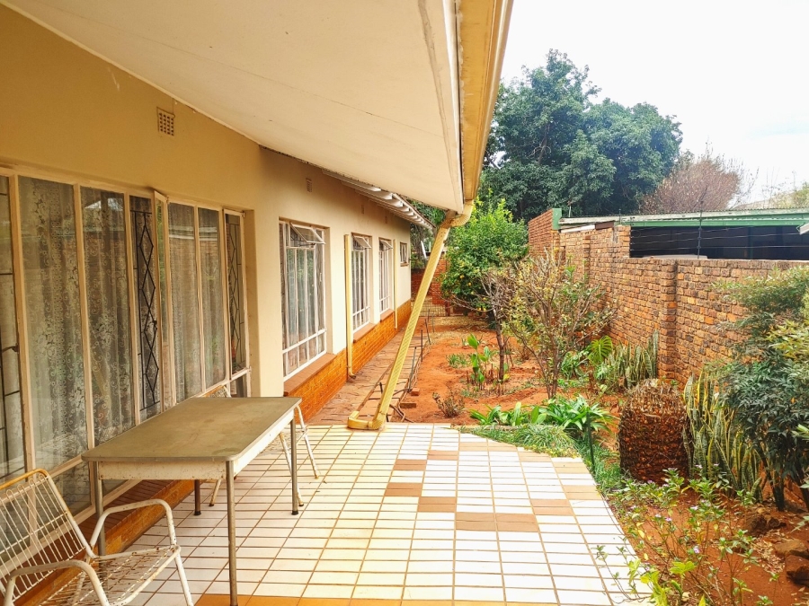 4 Bedroom Property for Sale in Annlin Gauteng