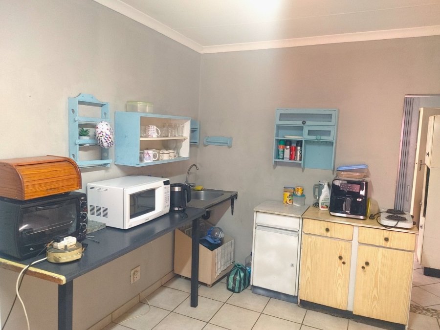 4 Bedroom Property for Sale in Annlin Gauteng