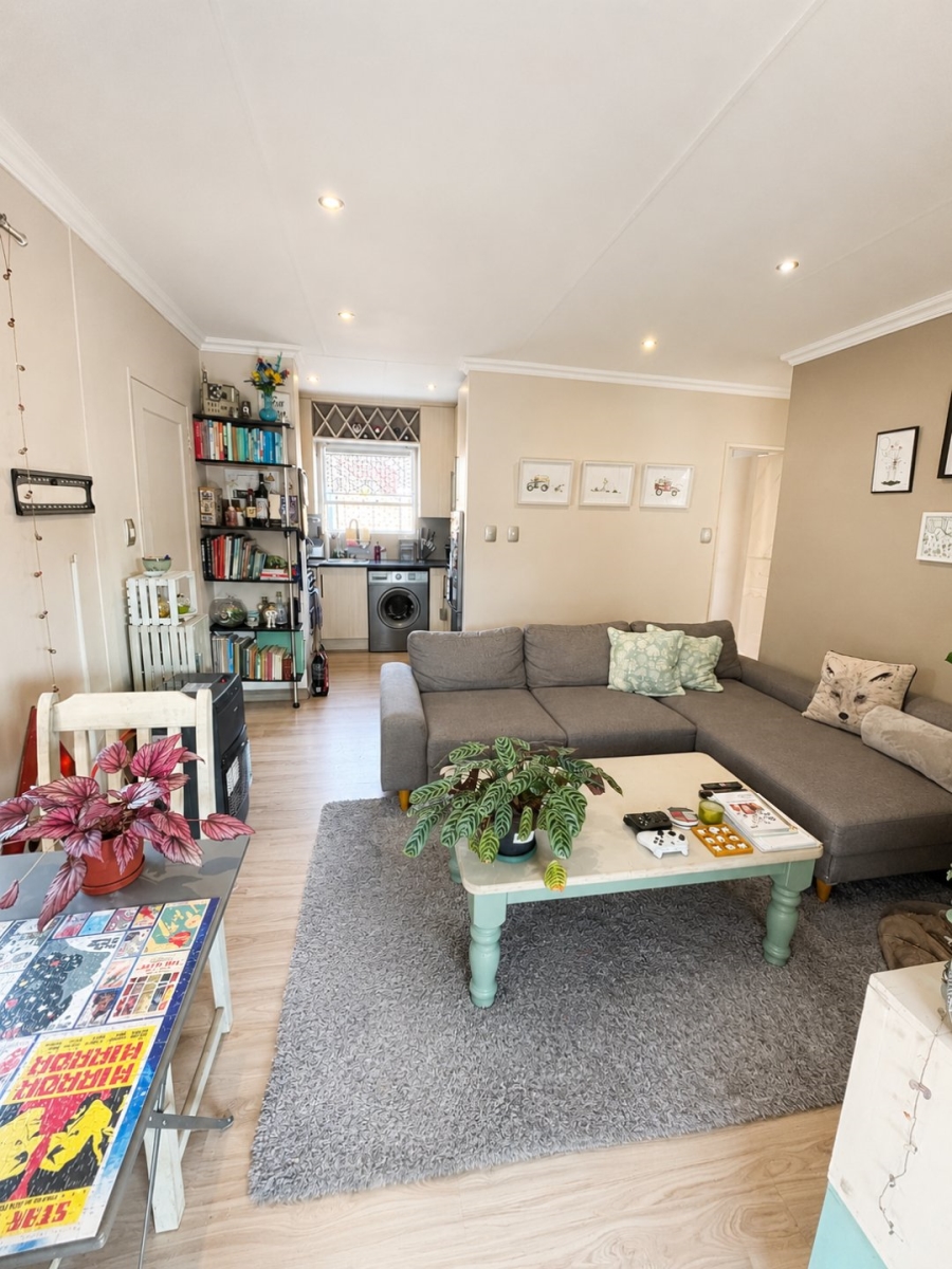 To Let 2 Bedroom Property for Rent in Fairland Gauteng