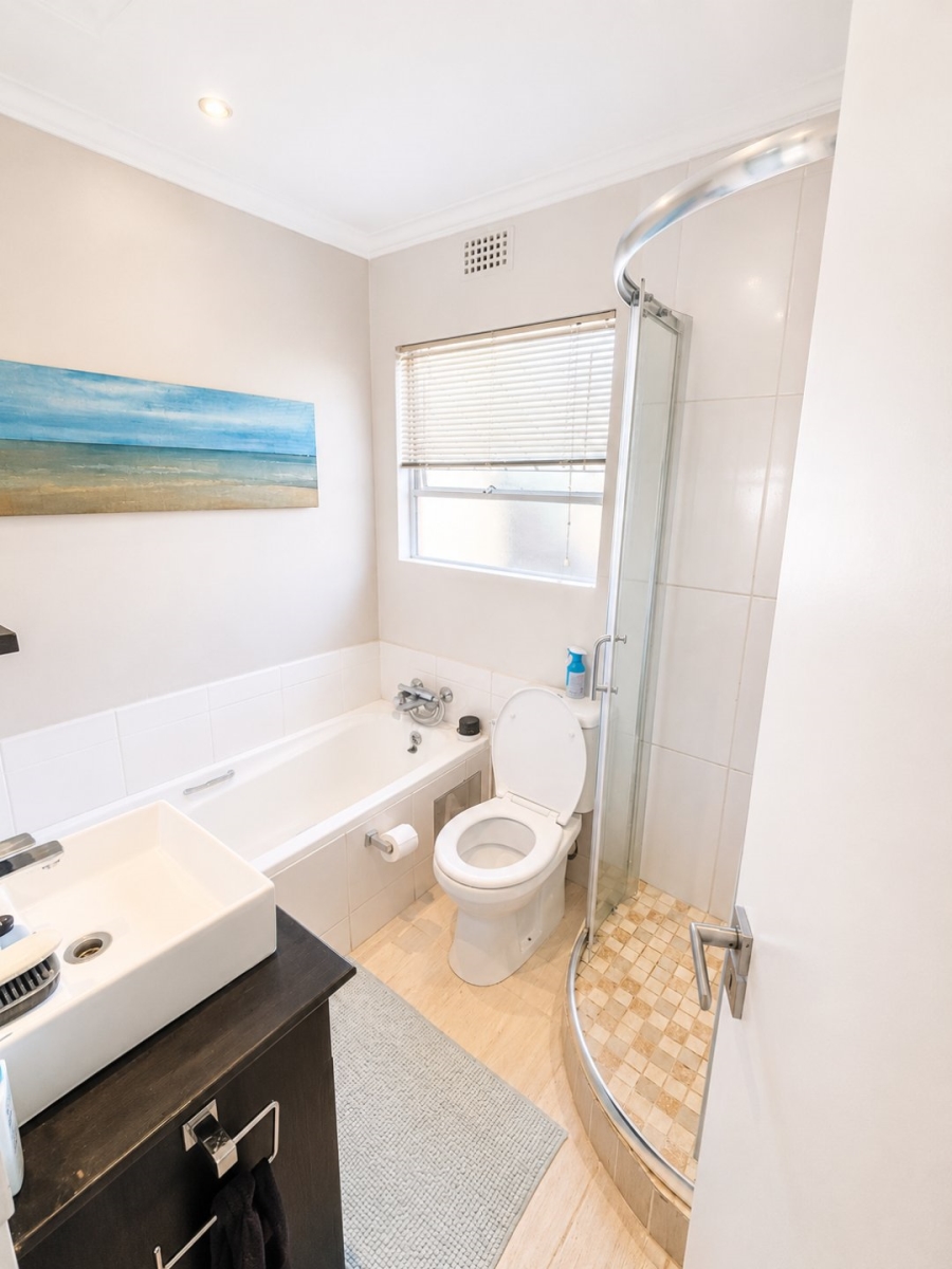 To Let 2 Bedroom Property for Rent in Fairland Gauteng