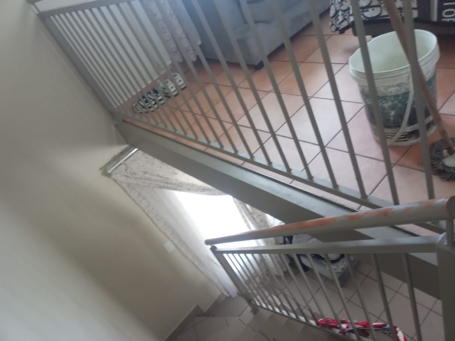 3 Bedroom Property for Sale in Crystal Park Gauteng