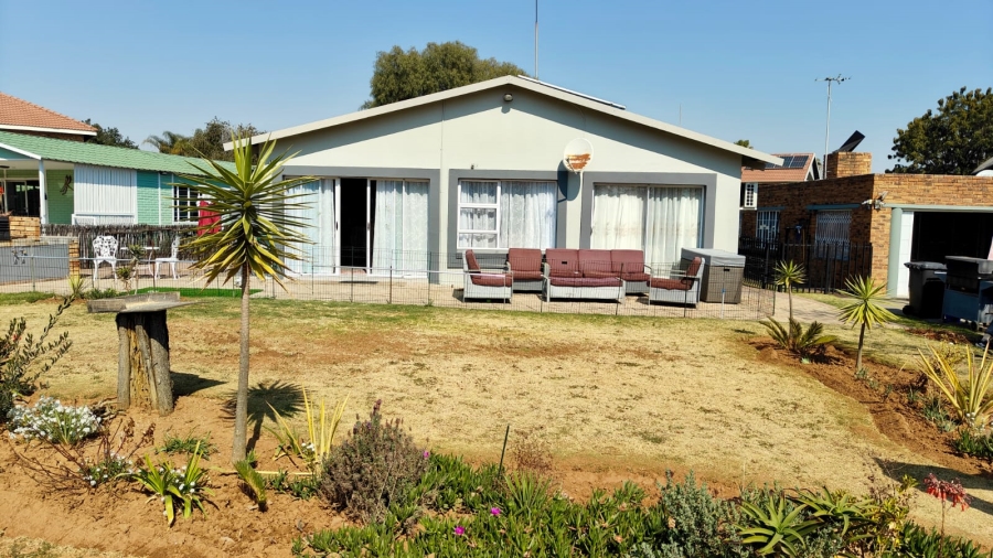 2 Bedroom Property for Sale in Vaal Marina Gauteng