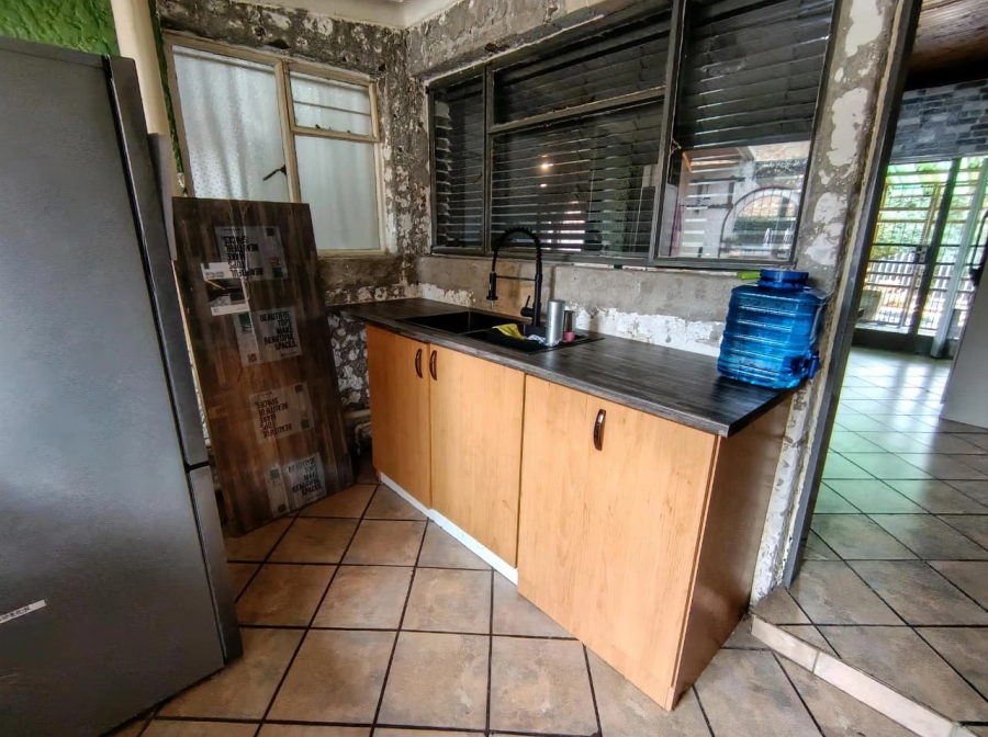 3 Bedroom Property for Sale in Rothdene Gauteng