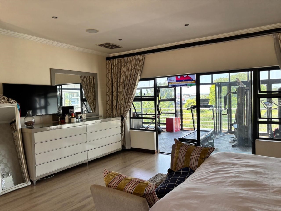 To Let 4 Bedroom Property for Rent in Waterfall Gauteng
