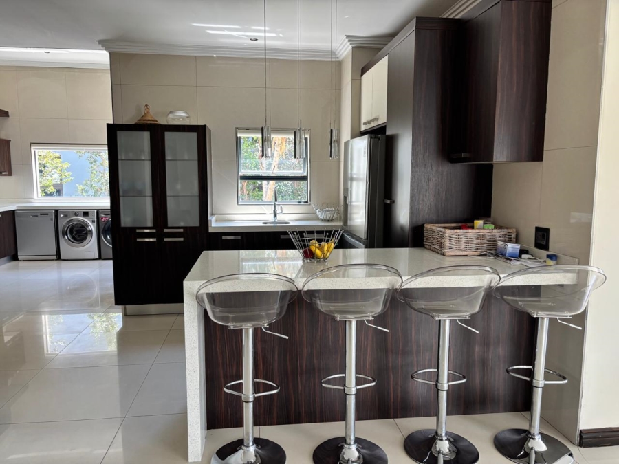 To Let 4 Bedroom Property for Rent in Waterfall Gauteng