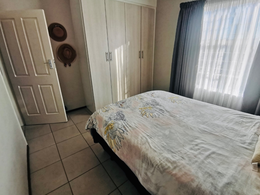 To Let 2 Bedroom Property for Rent in Theresa Park Gauteng