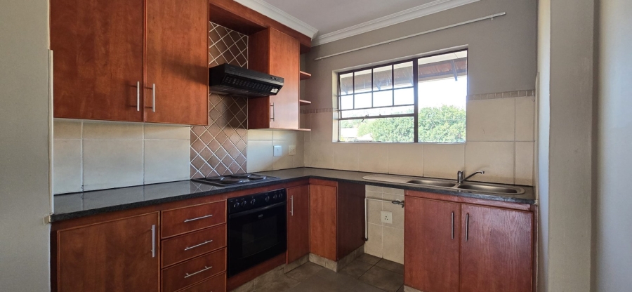 2 Bedroom Property for Sale in Magalieskruin Gauteng