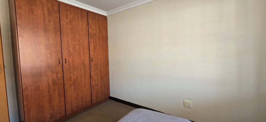 2 Bedroom Property for Sale in Magalieskruin Gauteng