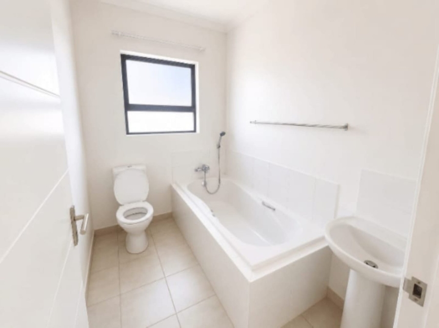 3 Bedroom Property for Sale in Windmill Park Gauteng