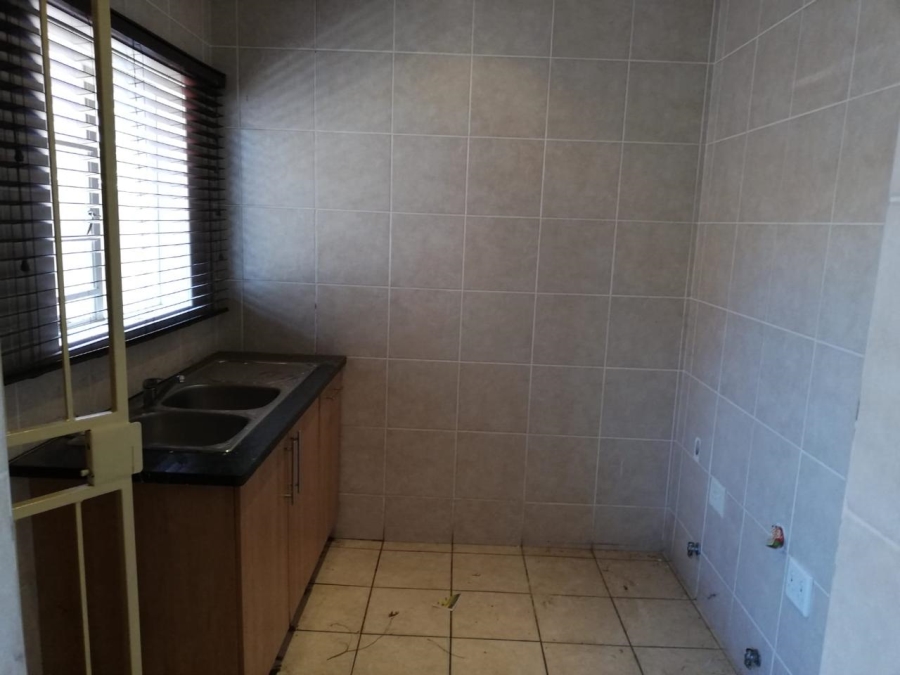 3 Bedroom Property for Sale in Thatchfield Close Gauteng