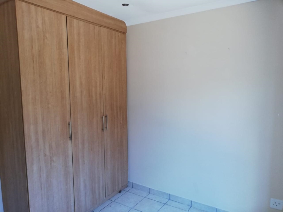 3 Bedroom Property for Sale in Thatchfield Close Gauteng
