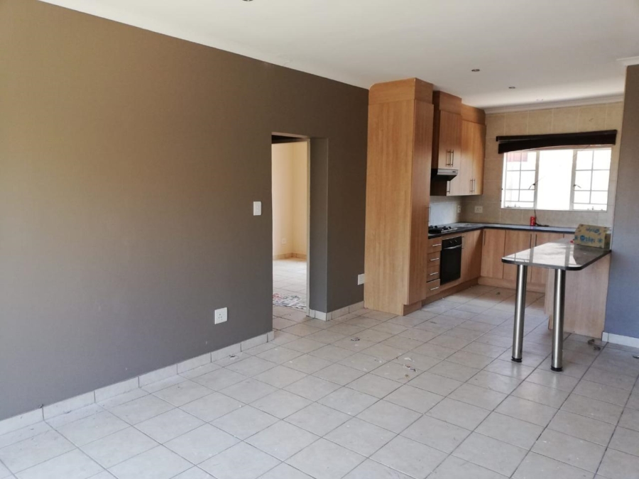 3 Bedroom Property for Sale in Thatchfield Close Gauteng