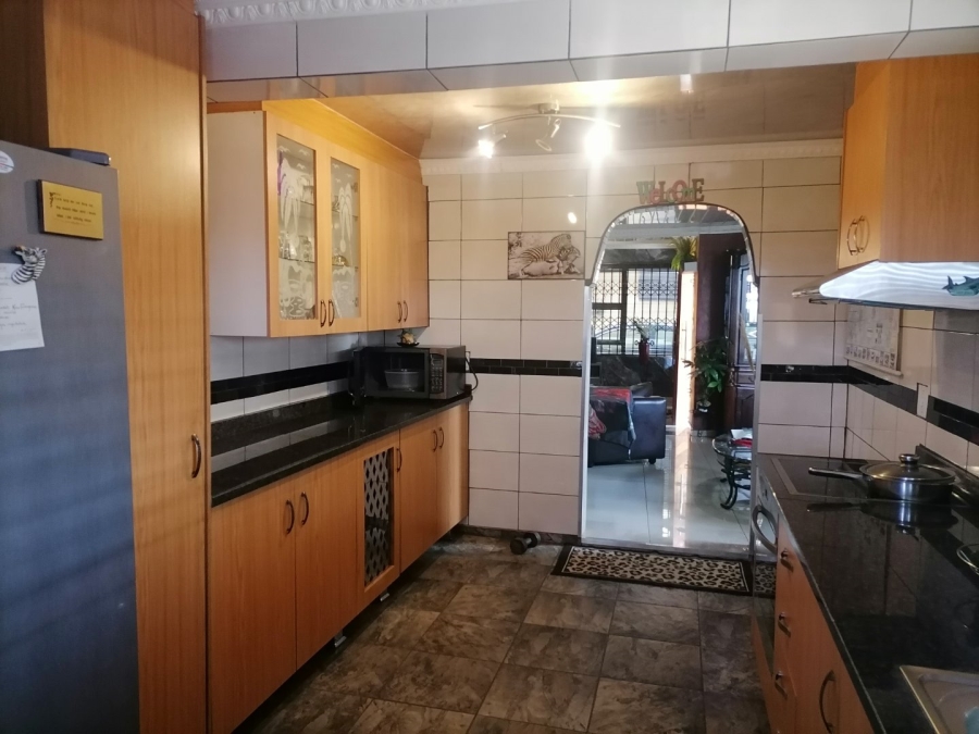 3 Bedroom Property for Sale in Protea Glen Gauteng