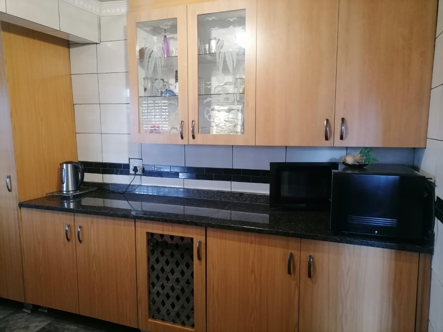 3 Bedroom Property for Sale in Protea Glen Gauteng