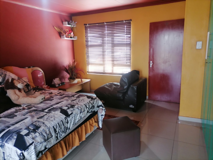 3 Bedroom Property for Sale in Protea Glen Gauteng