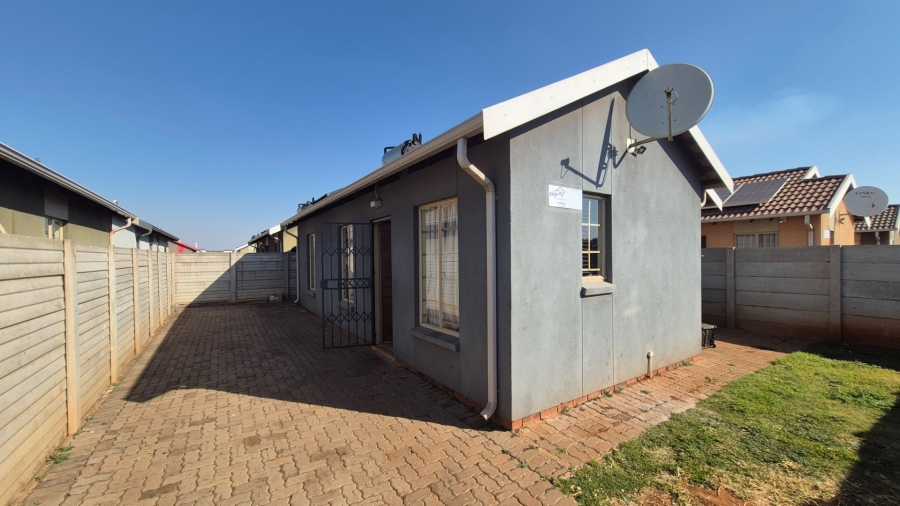 3 Bedroom Property for Sale in Sky City Gauteng