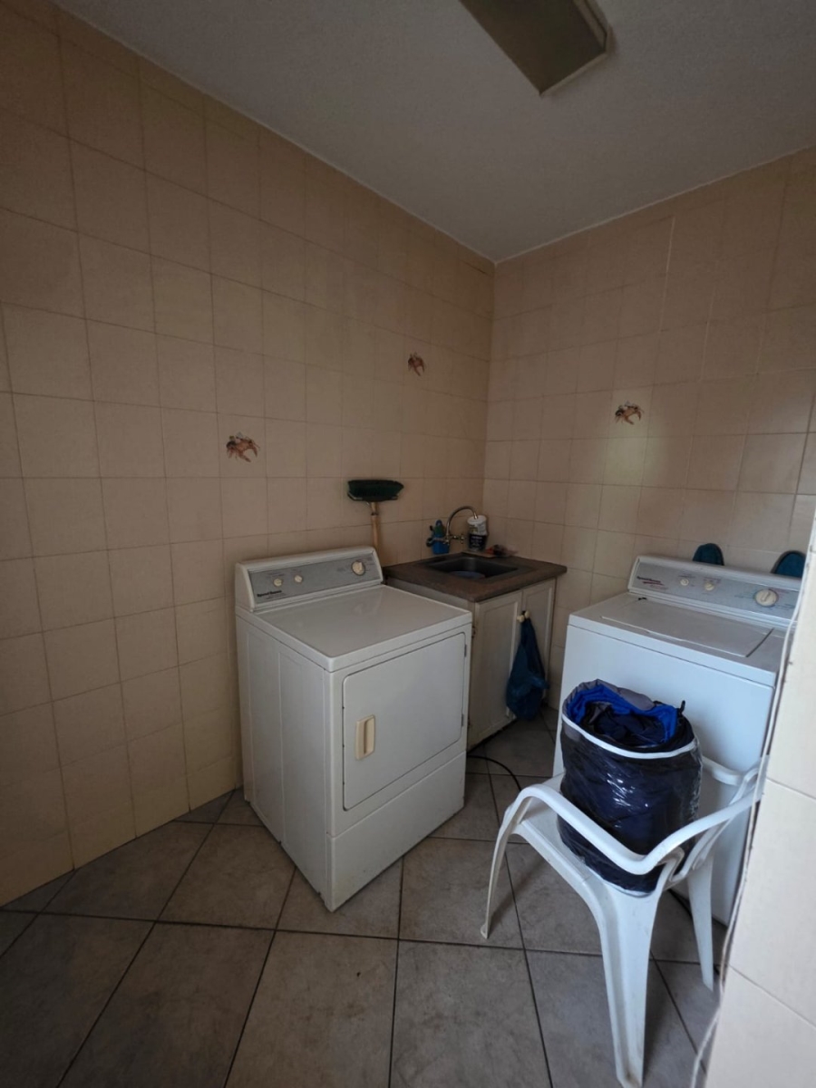 6 Bedroom Property for Sale in Pretoria North Gauteng