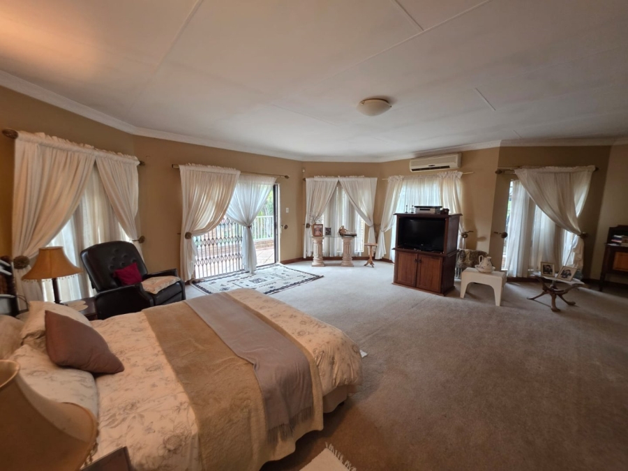 6 Bedroom Property for Sale in Pretoria North Gauteng
