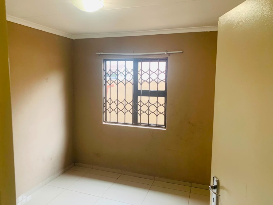 3 Bedroom Property for Sale in Windmill Park Gauteng